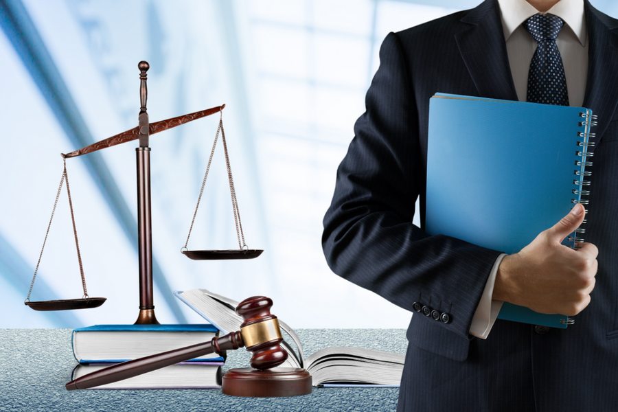 What Are the Essential Qualities of a Good Lawyer